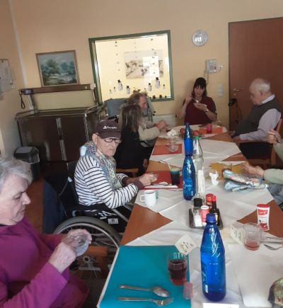 Kochen im Wohnbereich – Bild 2